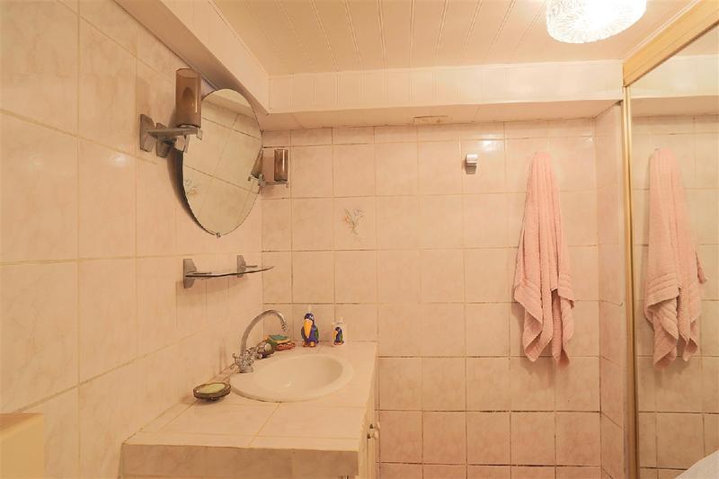 Maison - 95 m² - 6 pièces