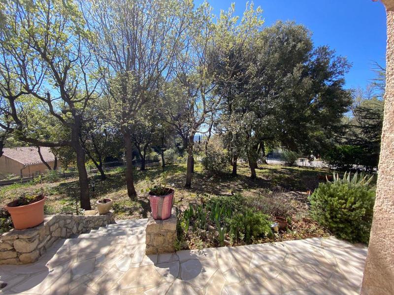 Propriété - 146 m² - 5 pièces