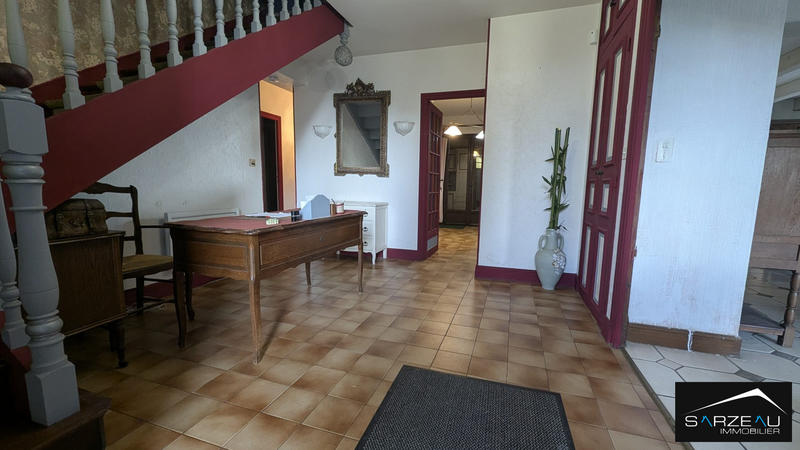 Maison - 183 m² - 5 pièces