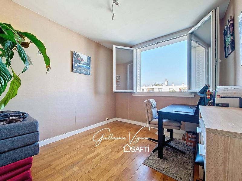 Appartement - 82 m² - 4 pièces