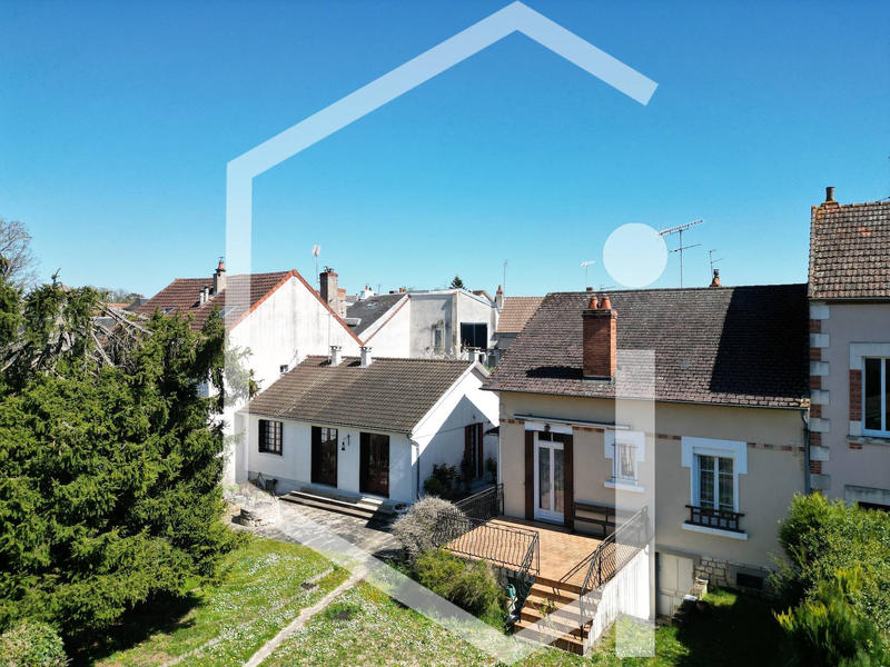 Maison - 80 m² - 4 pièces