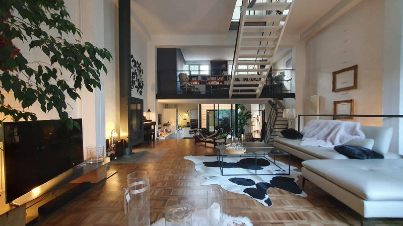 Loft - 188 m² - 6 pièces