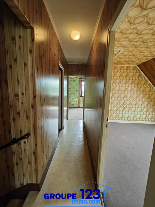 Maison - 104 m² - 6 pièces