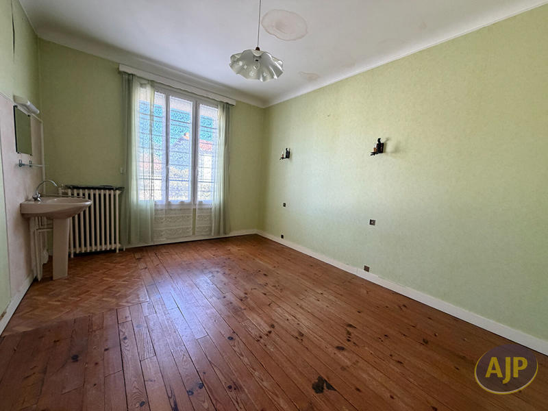 Maison - 107 m² - 5 pièces