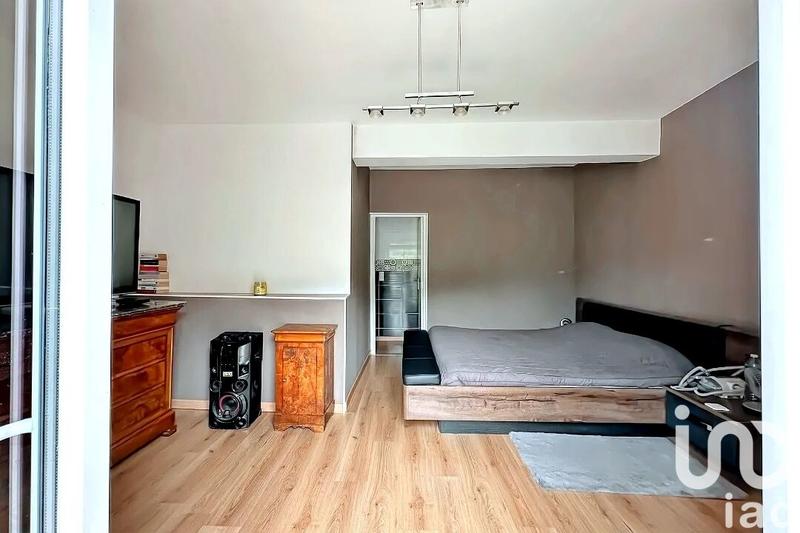 Maison de village - 241 m² - 10 pièces