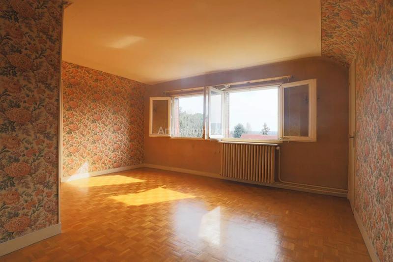 Maison - 134 m² - 7 pièces