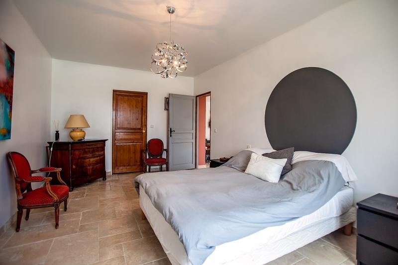 Villa - 195 m² - 5 pièces