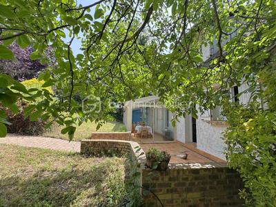 Maison - 141 m² - 6 pièces