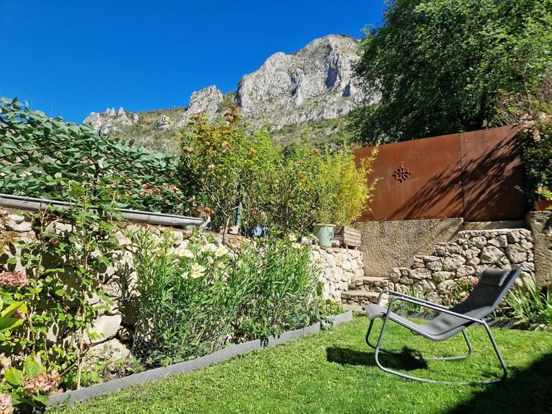 Maison - 190 m² - 8 pièces