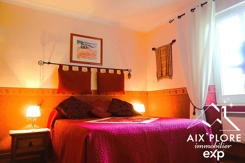 Mas - 417 m² - 7 pièces