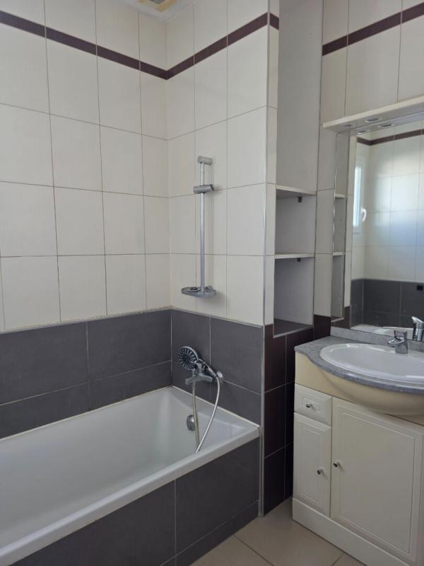 Maison - 83 m² - 5 pièces