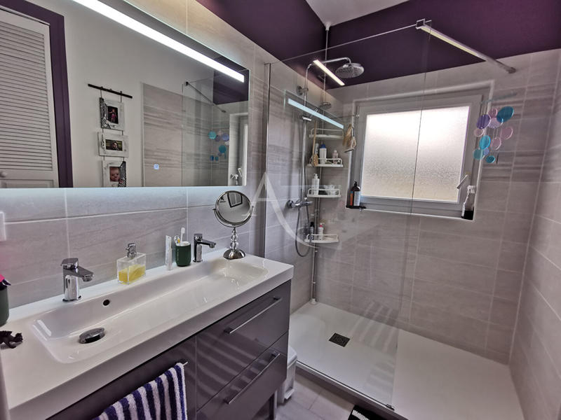 Maison - 158 m² - 6 pièces