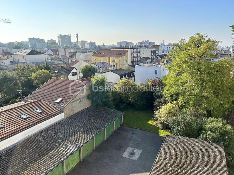 Appartement - 84 m² - 4 pièces