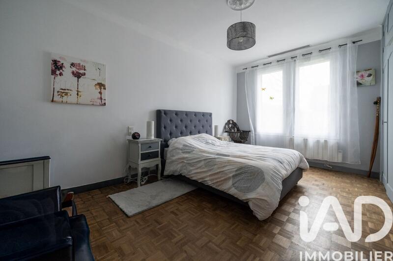 Maison - 158 m² - 8 pièces