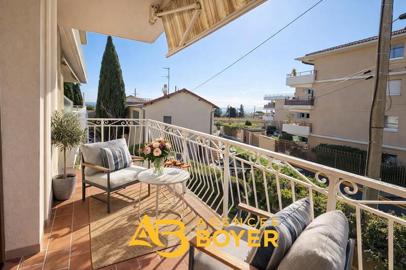 Appartement - 76 m² - 3 pièces