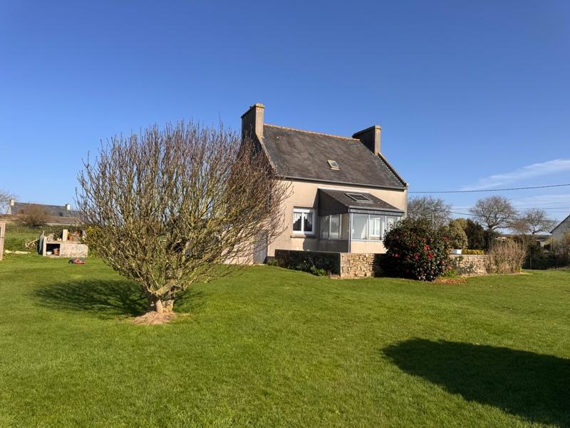 Maison - 96 m² - 5 pièces