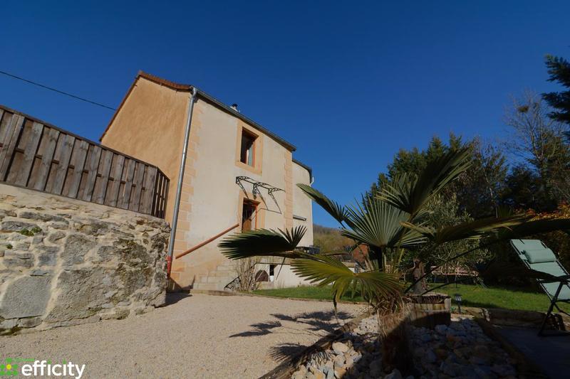 Maison - 140 m² - 6 pièces