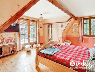 Maison - 214 m² - 4 pièces