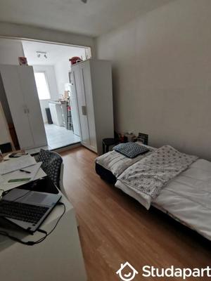 Chambre - 17 m² - 1 pièce