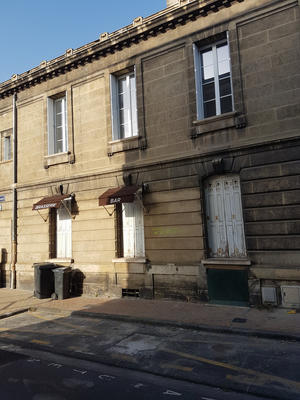 Appartement - 12 m² - 6 pièces