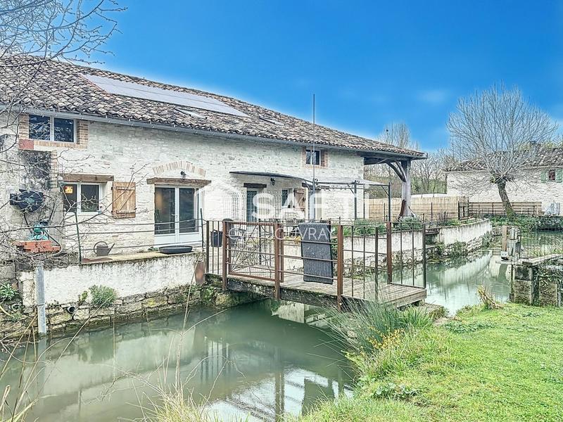 Maison - 262 m² - 6 pièces