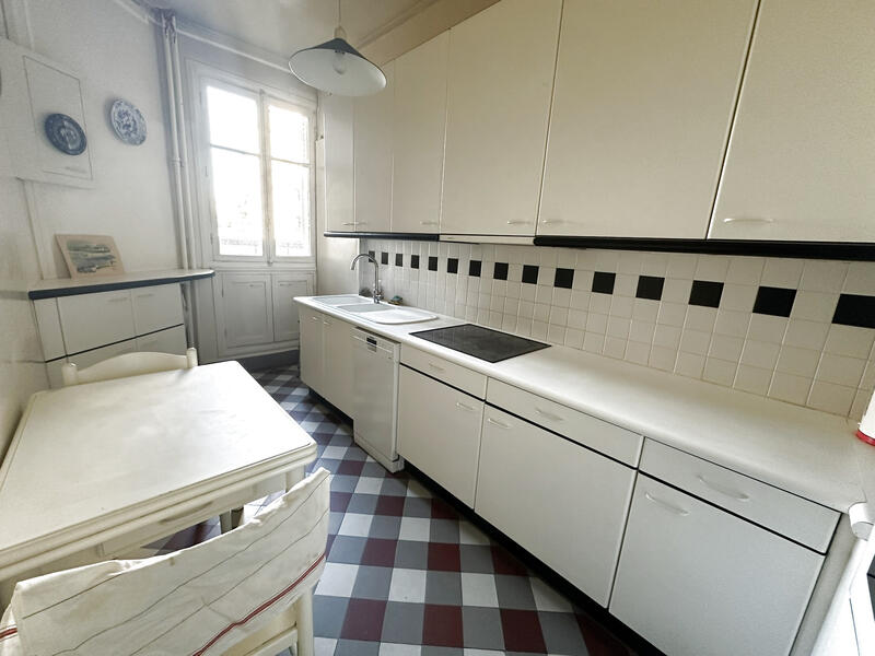 Appartement - 97 m² - 4 pièces