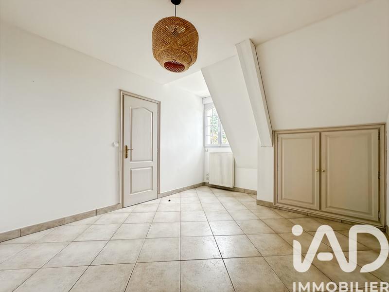 Maison - 188 m² - 9 pièces