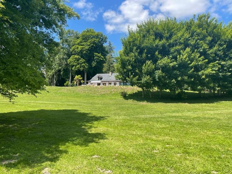 Manoir - 1 400 m² - 30 pièces