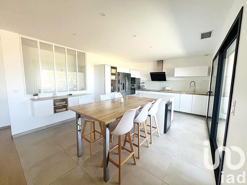 Maison - 178 m² - 5 pièces