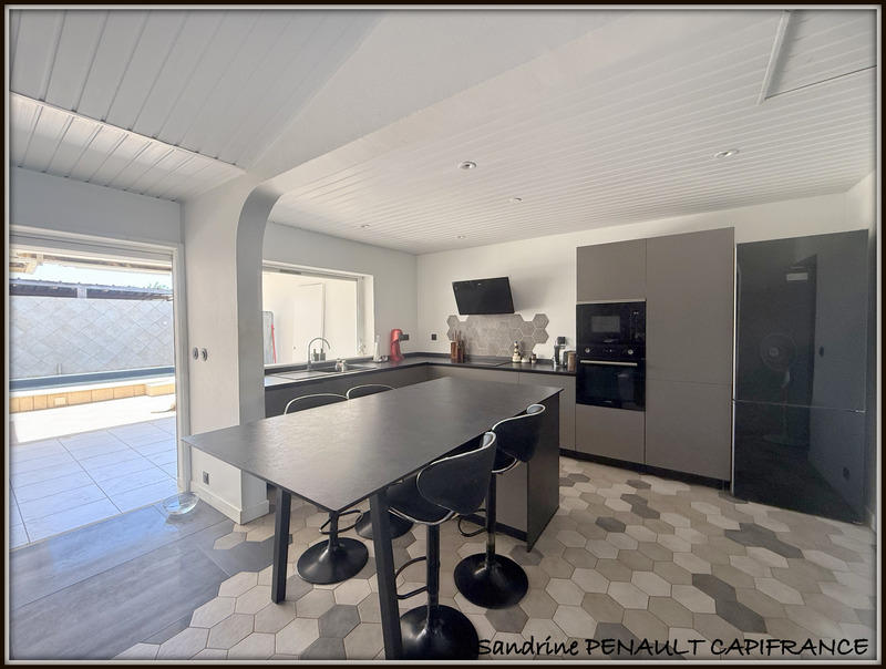 Maison - 155 m² - 4 pièces