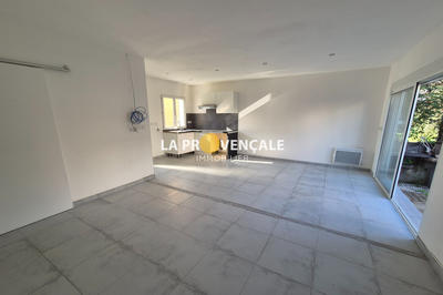 Maison - 60 m² - 3 pièces