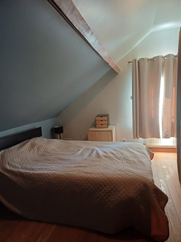 Maison - 190 m² - 8 pièces