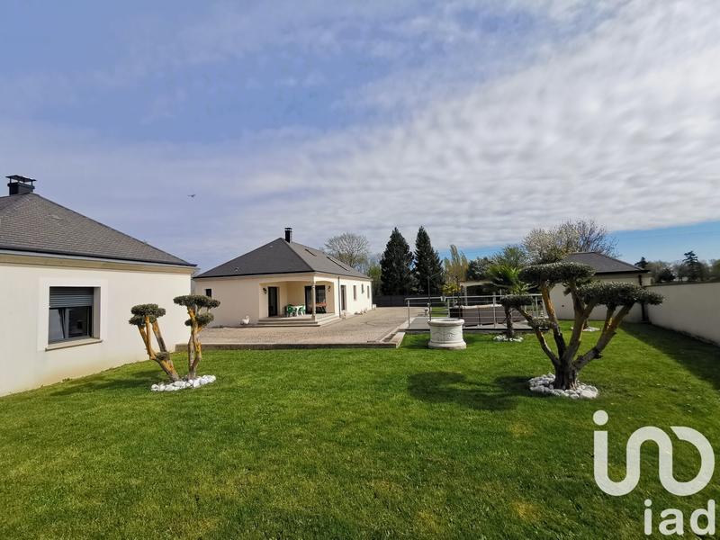 Maison - 210 m² - 7 pièces