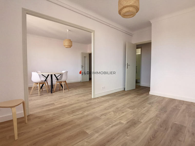 Appartement - 86 m² - 5 pièces