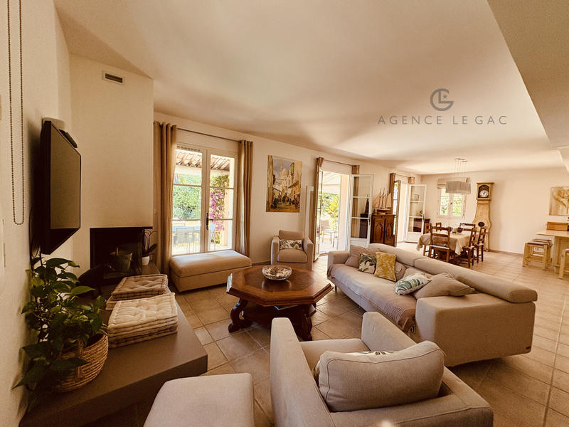 Villa - 130 m² - 4 pièces