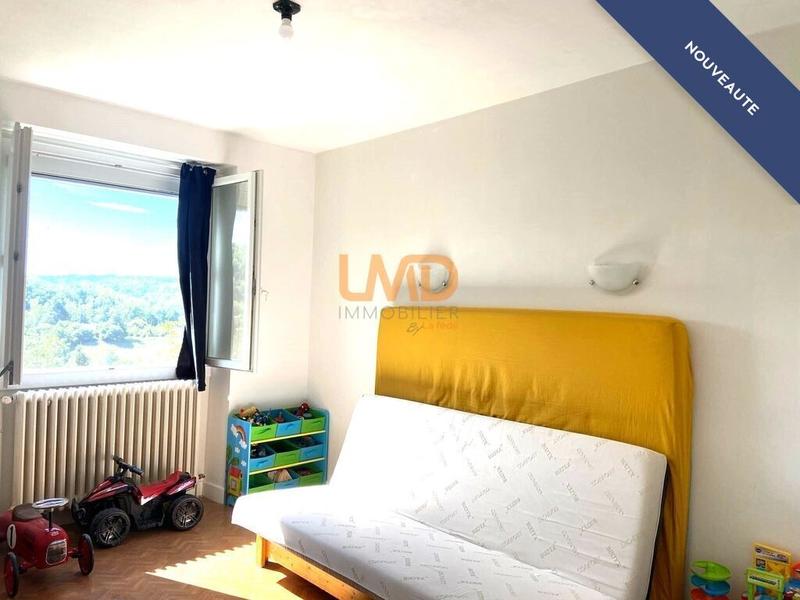 Maison - 121 m² - 6 pièces