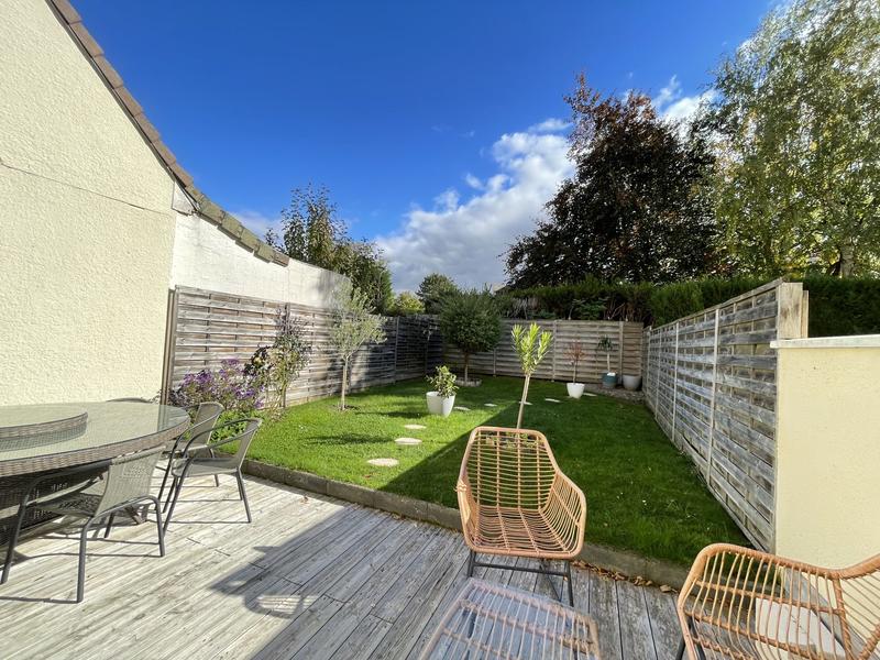 Maison - 93 m² - 5 pièces