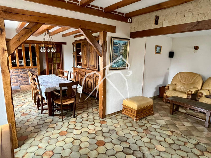 Maison - 109 m² - 6 pièces