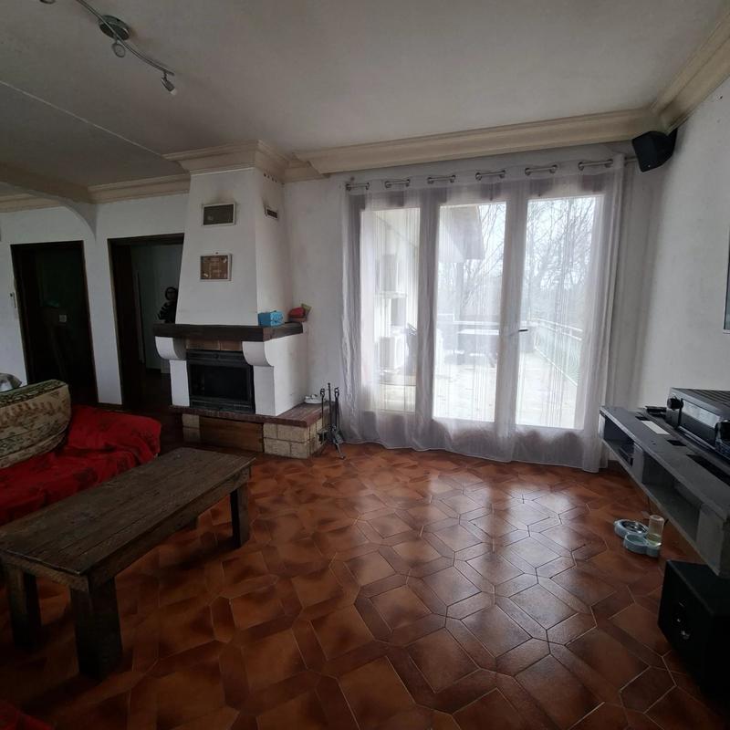 Maison - 266 m² - 5 pièces