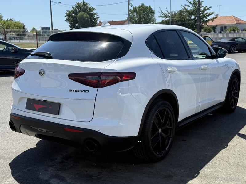 Alfa Romeo Stelvio 2.2 jtd 160 sprint at8