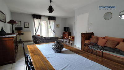 Maison traditionnelle - 98 m² - 4 pièces