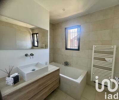 Maison - 155 m² - 5 pièces