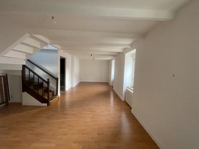 Duplex - 77 m² - 5 pièces