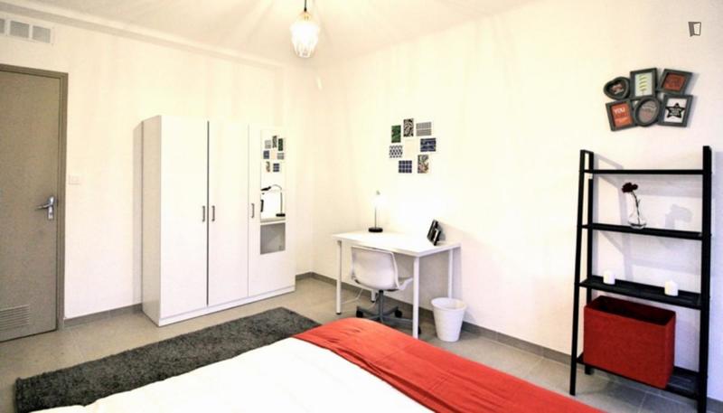 Chambre - 15 m² - 4 pièces