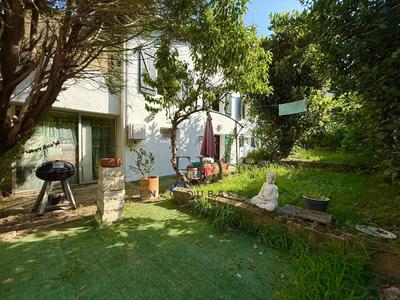 Maison - 193 m² - 7 pièces