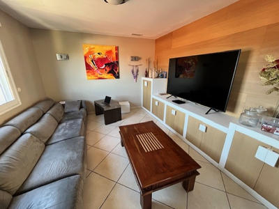 Villa - 210 m² - 5 pièces