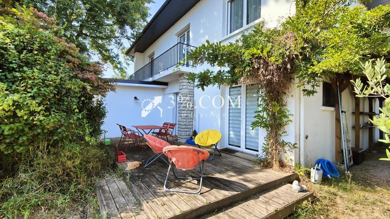 Maison - 157 m² - 6 pièces