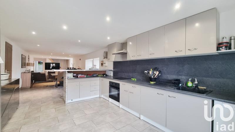 Maison - 96 m² - 3 pièces