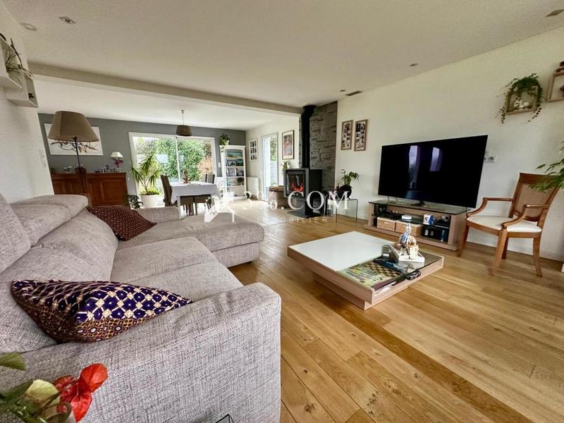 Pavillon - 154 m² - 6 pièces