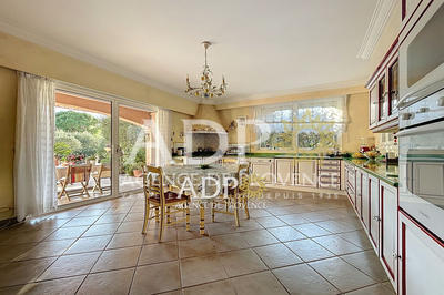 Maison - 174 m² - 4 pièces